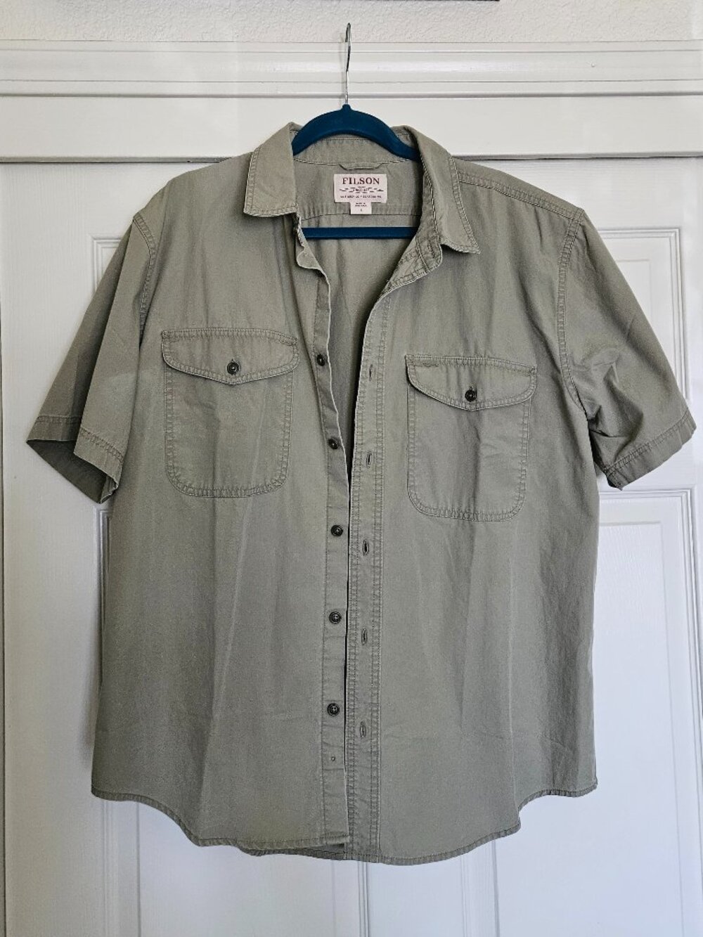 Filson Men’s Short Sleeve Field Shirt Field Green Size Large NWOT